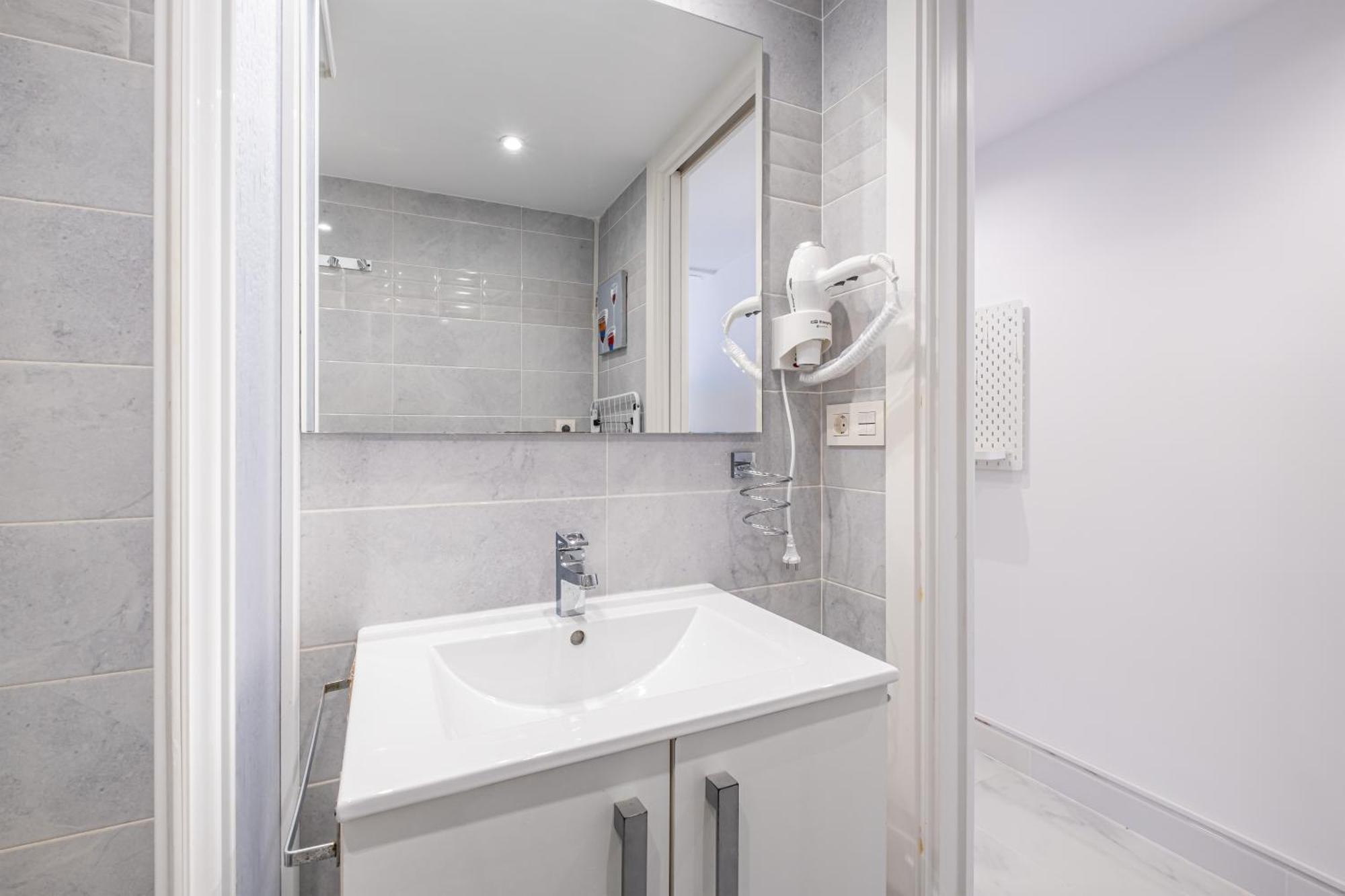 Albatros 12-8 Sea Views Levante Beach بينايدورم المظهر الخارجي الصورة