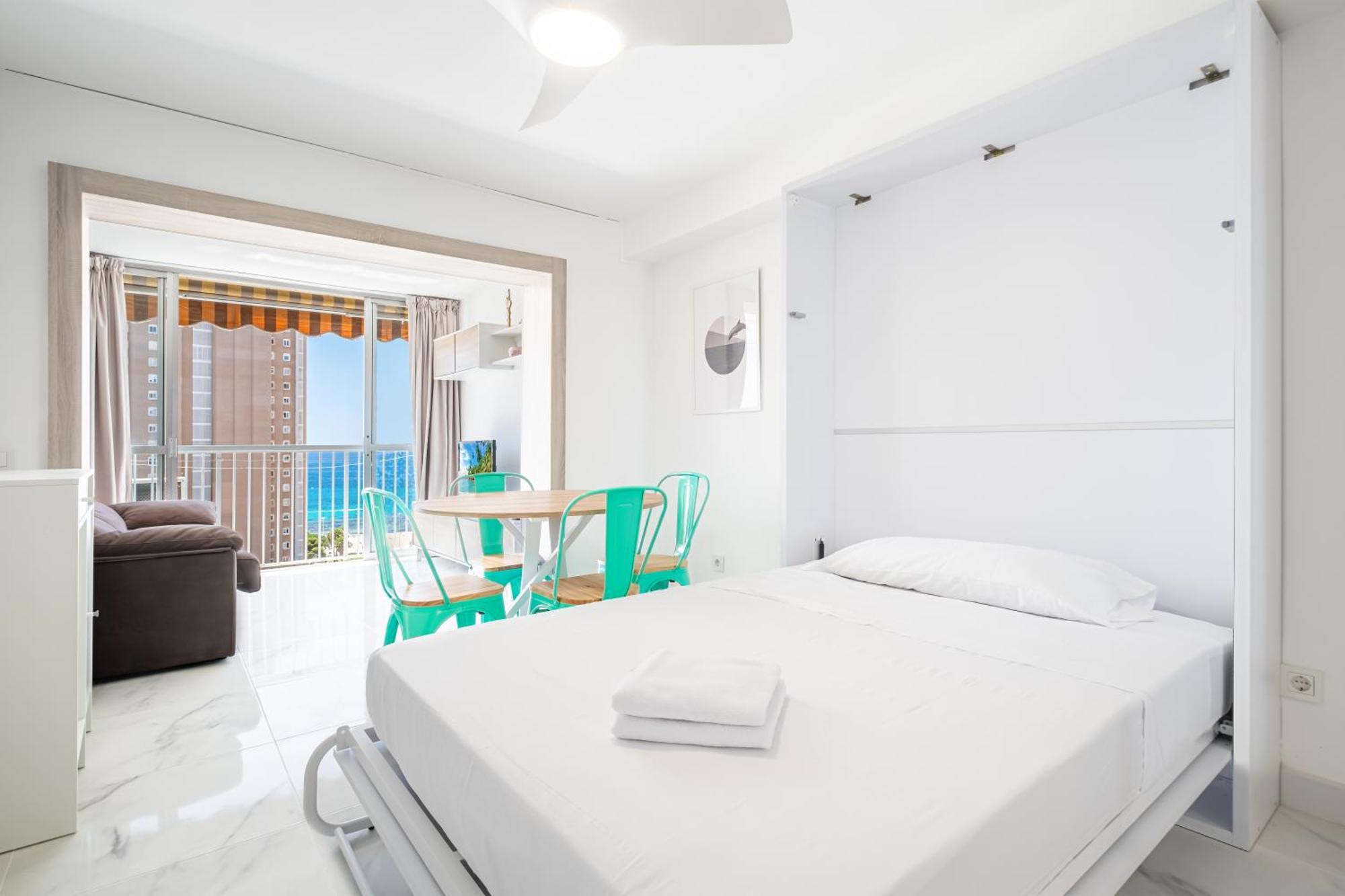 Albatros 12-8 Sea Views Levante Beach بينايدورم المظهر الخارجي الصورة