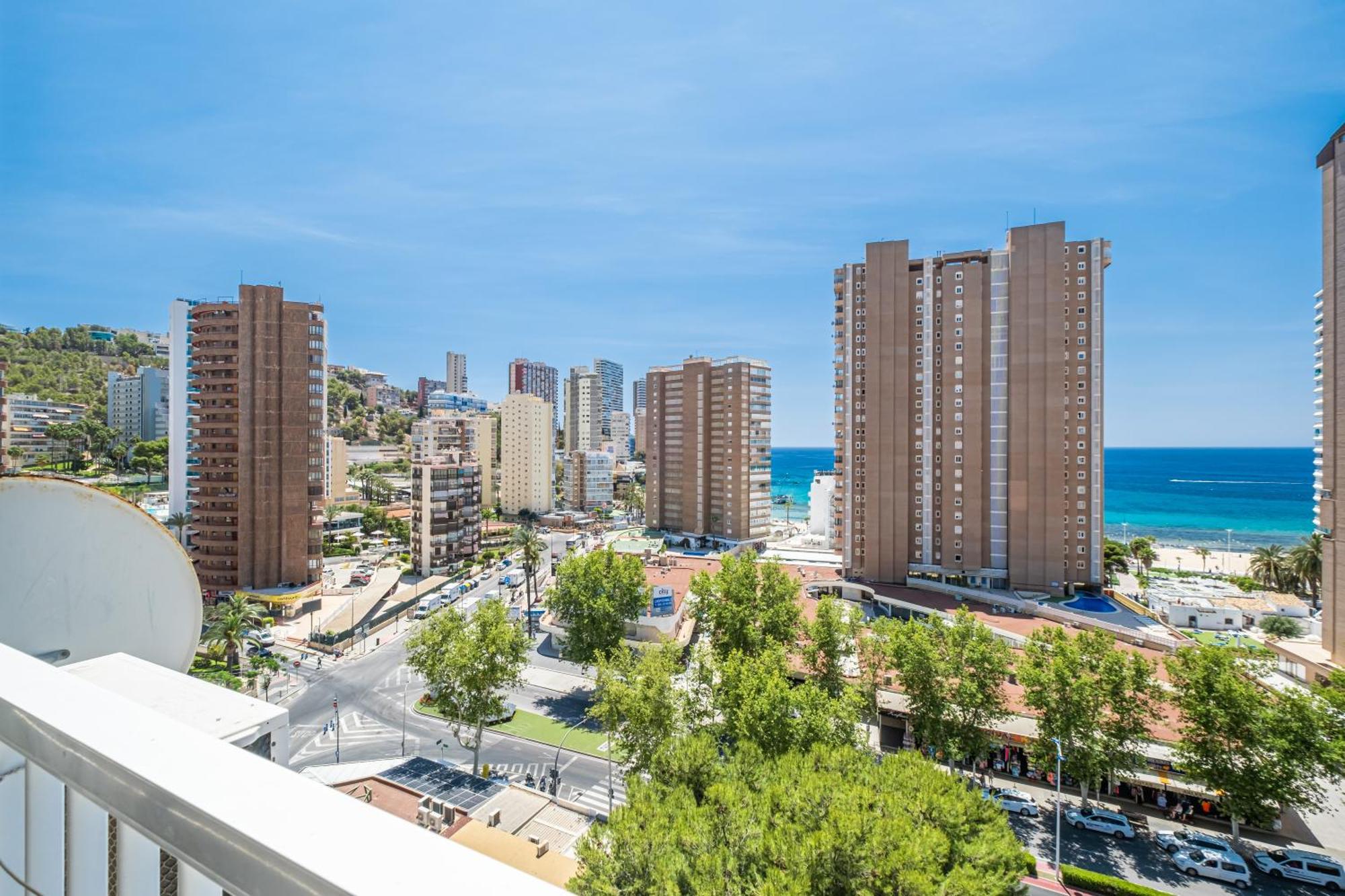 Albatros 12-8 Sea Views Levante Beach بينايدورم المظهر الخارجي الصورة
